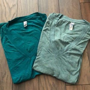 AMERICAN APPAREL Deep V Heathered T-Shirt Bundle